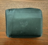 Used personal wallet 178_img9683.jpg